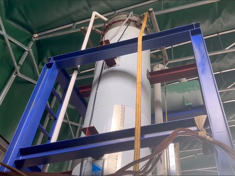 Presentamos nuestra máquina de hielo en tubos de 30 toneladas: liberando el potencial de la producción industrial de hielo